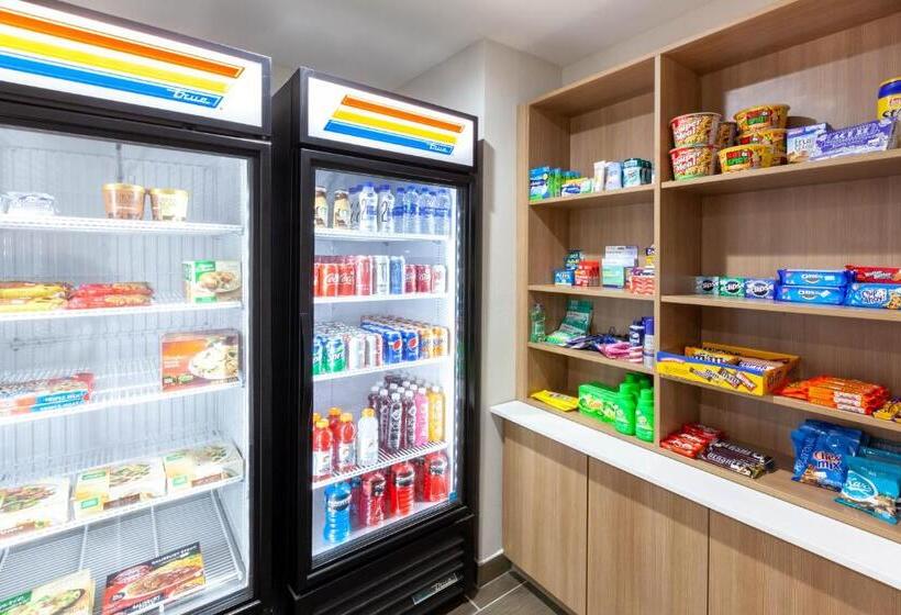 Люкс Deluxe Кровать Кинг, Microtel Inn & Suites By Wyndham College Station