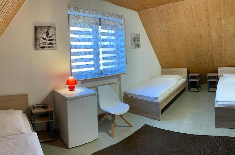 标准三人间, Ab Apartment Objekt 122
