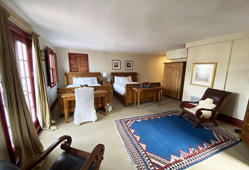 스탠다드 룸, The Red Lion Inn