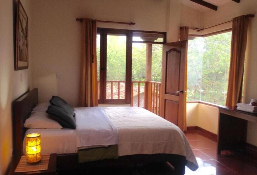 غرفة قياسية رباعية مطلة على الحديقة, Hosteria Campestre San Fermin