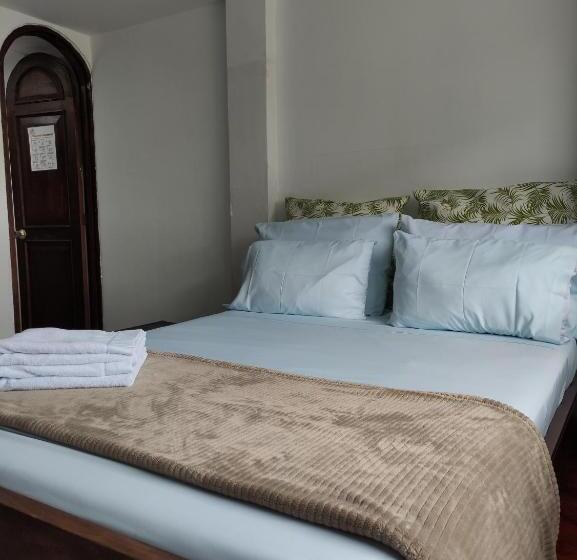 Quarto Economy, Hosteria De Mi Pueblo