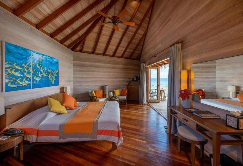 ویلای 1 خوابه, Mirihi Island Resort