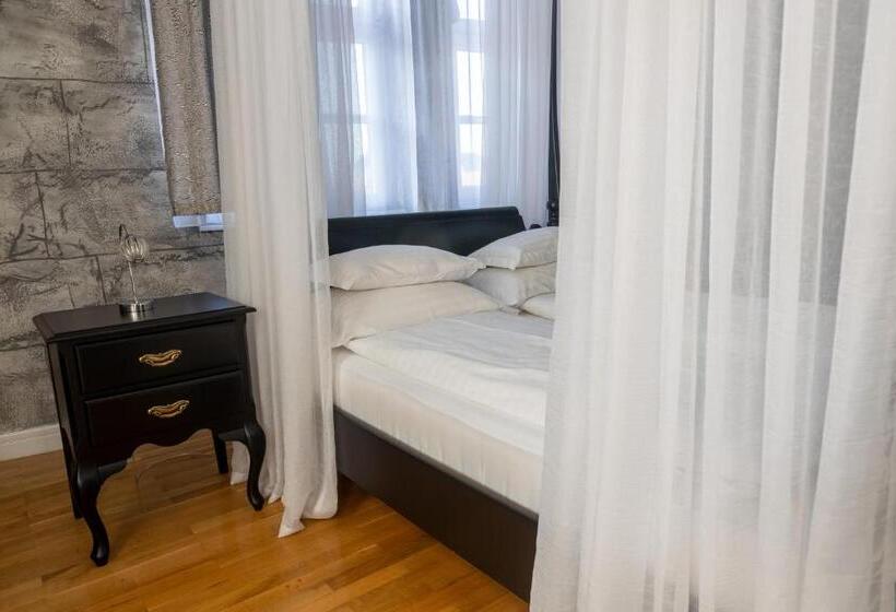 اتاق استاندارد چهار تخته, Motel Vila Bakarni