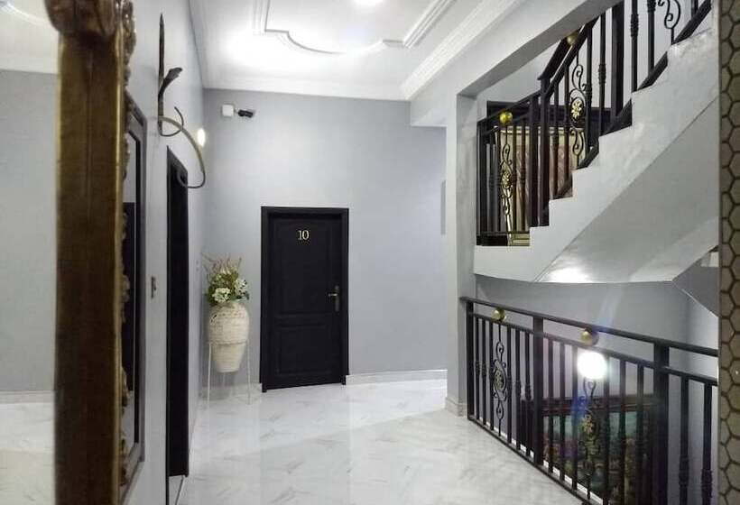 סוויטת סופריור, The Winford Boutique Hotel Achimota