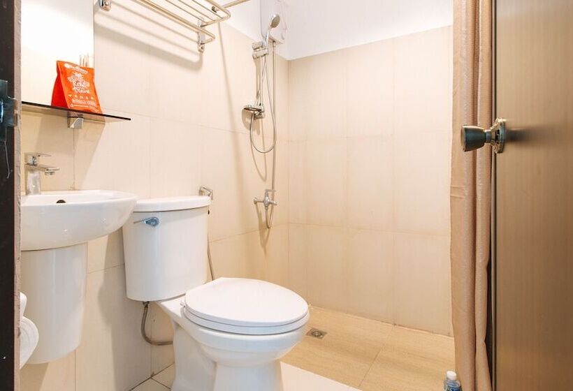 Номер Deluxe, Reddoorz At Manila Venetian