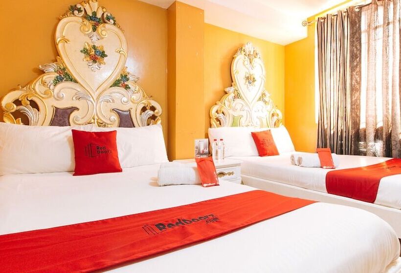 Номер Deluxe, Reddoorz At Manila Venetian