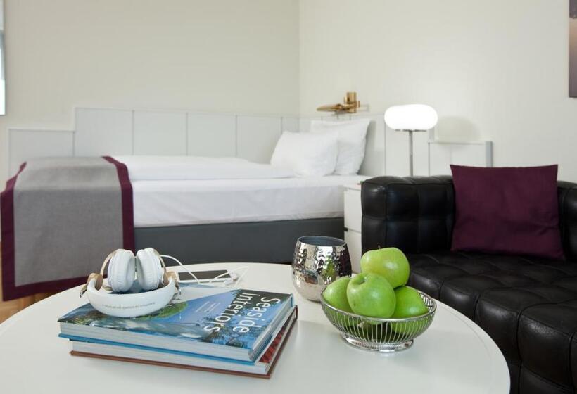 Студия Deluxe, Studios Im Rheinhof