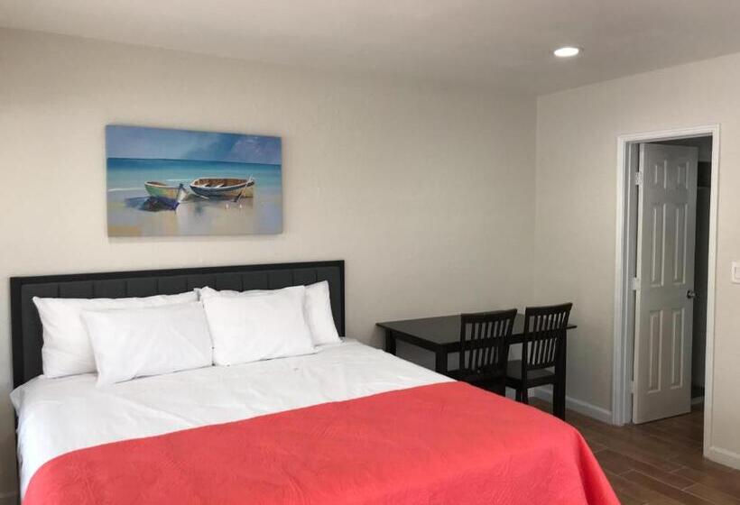 Студия Deluxe, Pompano Breeze
