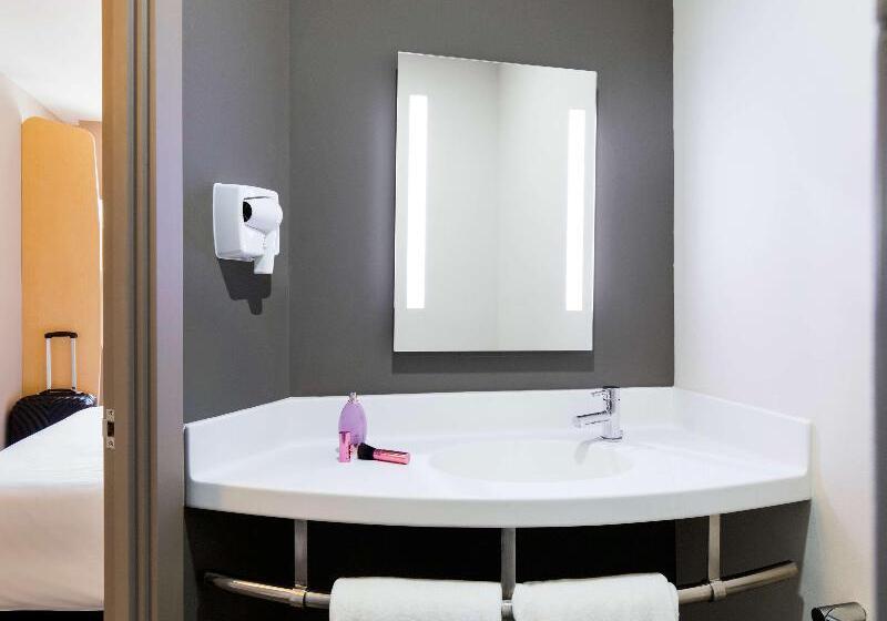 Quarto Estandar, Ibis Tijuana