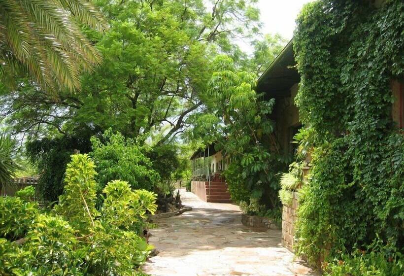 اتاق استاندارد, Toko Kamanjab Lodge & Safari