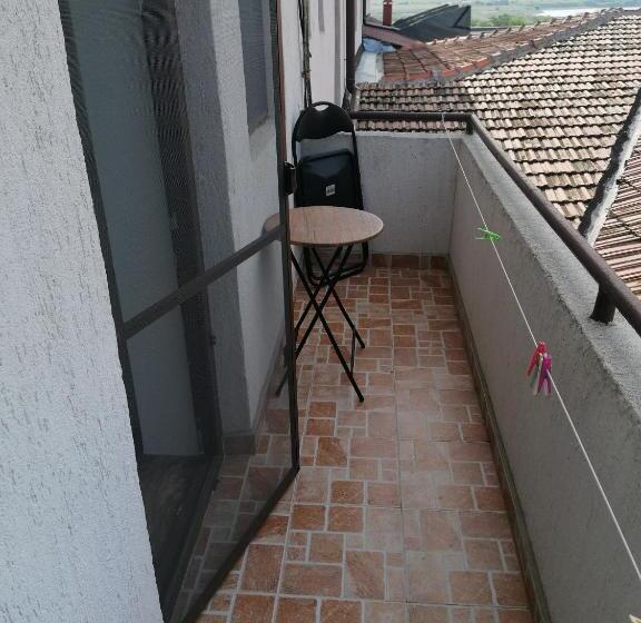 Habitación Estándar con Balcón, Hanul Hora Romaneasca