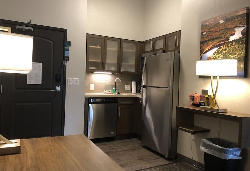 Люкс, Staybridge Suites   Wisconsin Dells   Lake Delton, An Ihg