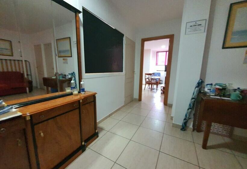 اتاق استاندارد با سرویس بهداشتی مشترک, Doramas Private Rooms Shared Toilet