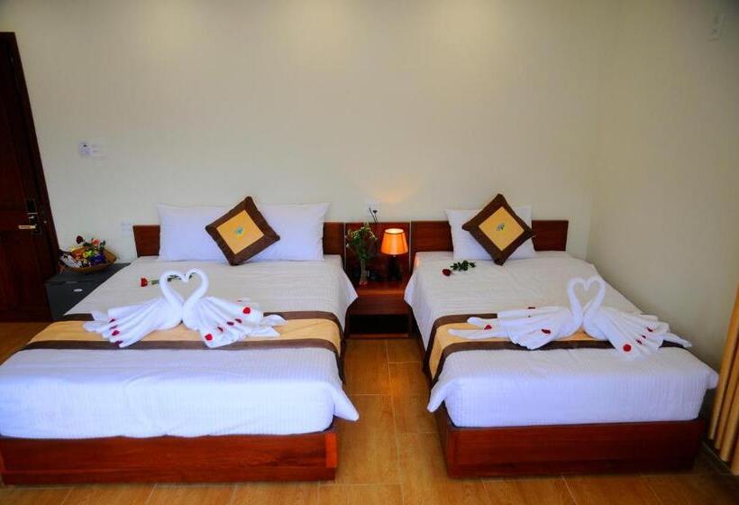 اتاق لوکس با چشم‌انداز شهر, Green Hotel Quy Nhơn