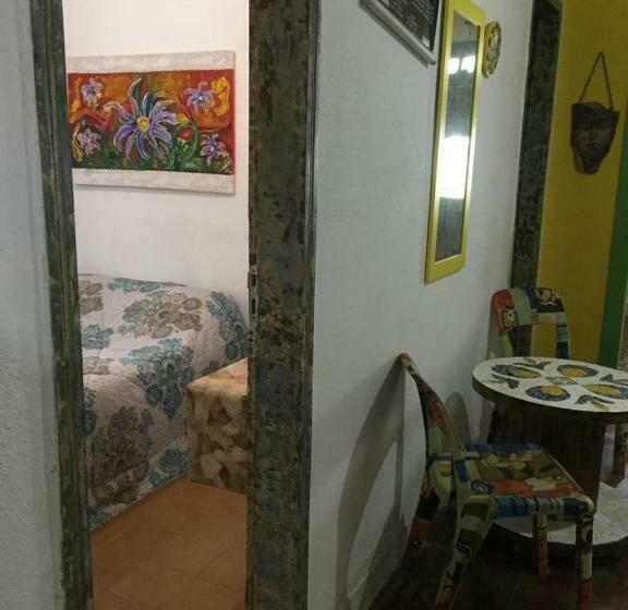 اتاق اکونومی, Gira Arte Hostel
