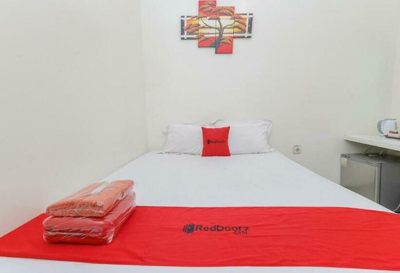 Номер Стандарт, Reddoorz Plus At K23 Rungkut Madya