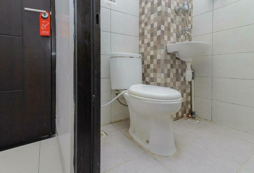 Номер Стандарт, Reddoorz Plus At K23 Rungkut Madya