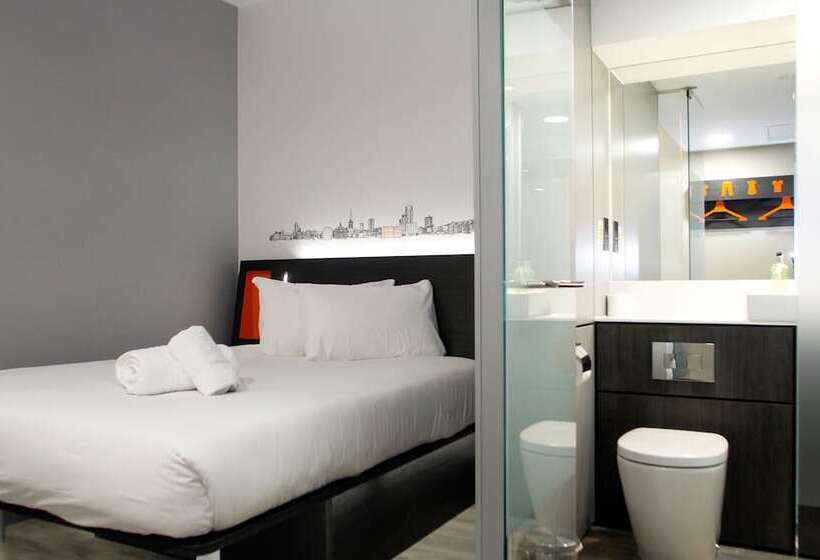 Номер Стандарт, Easyhotel Ipswich