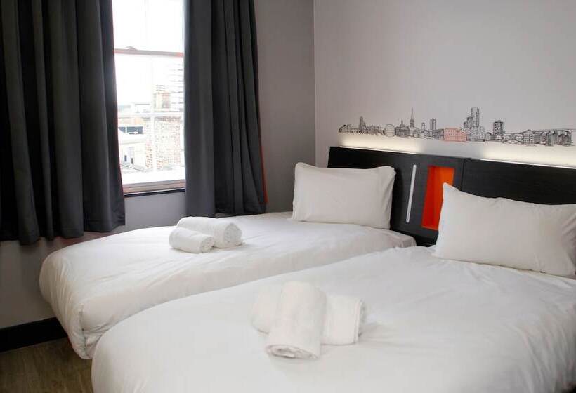 Номер Стандарт, Easyhotel Ipswich