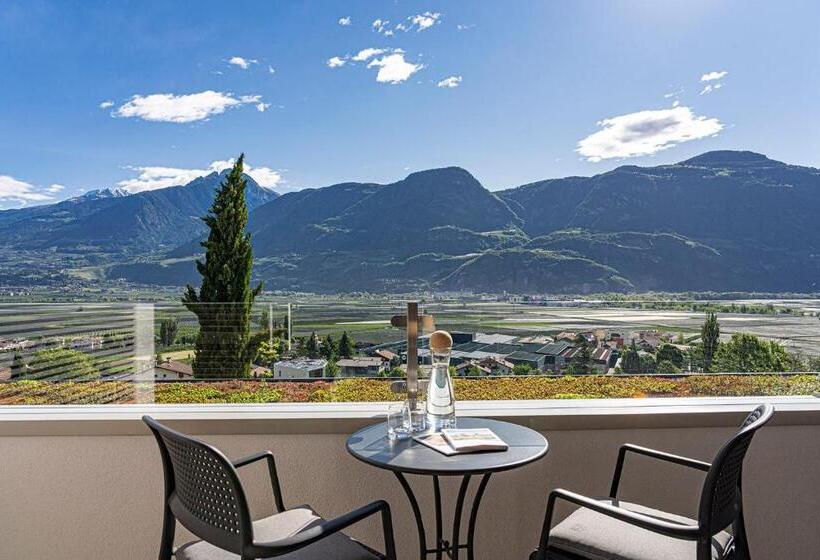 Номер Стандарт, Törggelehof