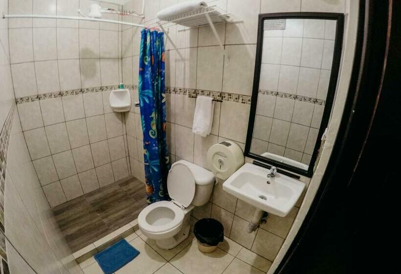 اتاق استاندارد, Tropical Inn Poptún