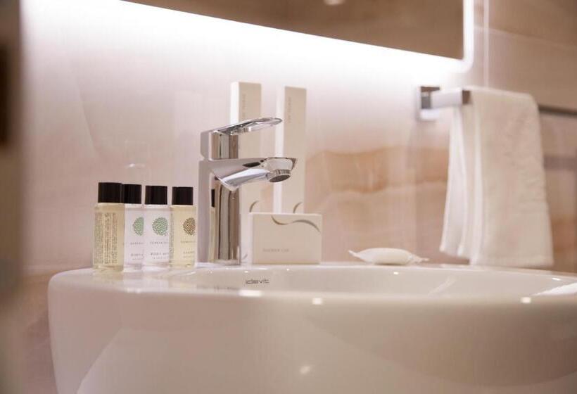 수피리어 룸 도시 전망, Royal G Hotel And Spa