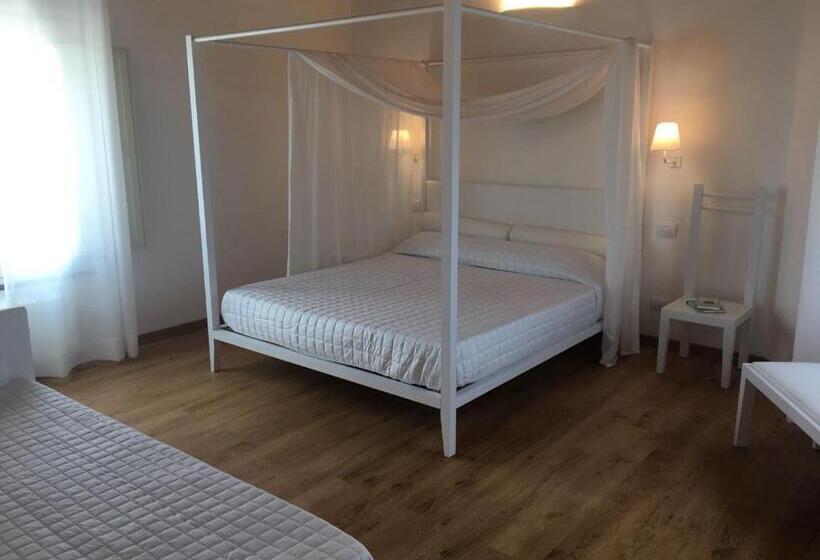 Четырехместный Номер Стандарт, B&b Silvia