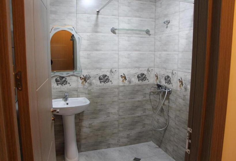 آپارتمان لوکس 1 خوابه, Nakashidzes Apartments