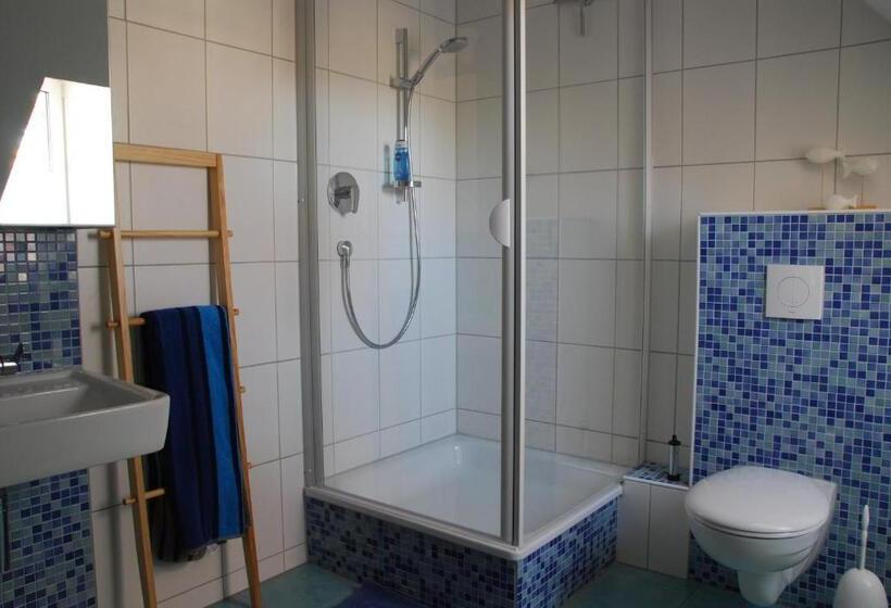 חדר סטנדרט נוף לגינה, Bed & Breakfast Freiberg