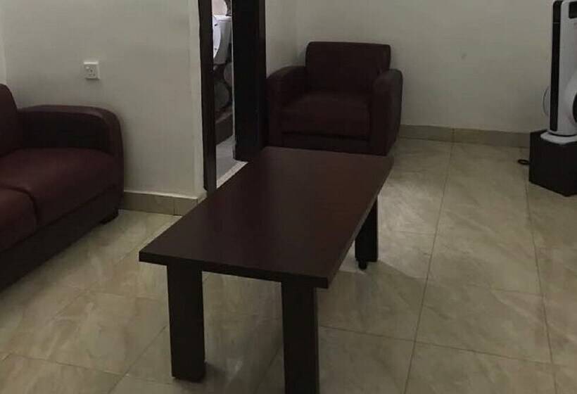 اتاق لوکس, Jim Eddy Suites