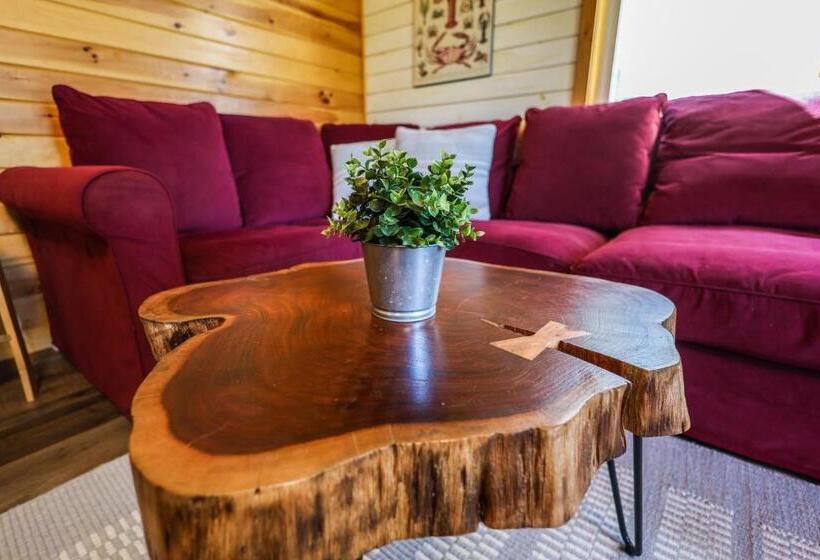 ２ベッドルームハウス, The Kitch Inn   Boutique Inn And Wine Bar
