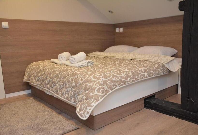 اتاق استاندارد چهار تخته, Vila Nova