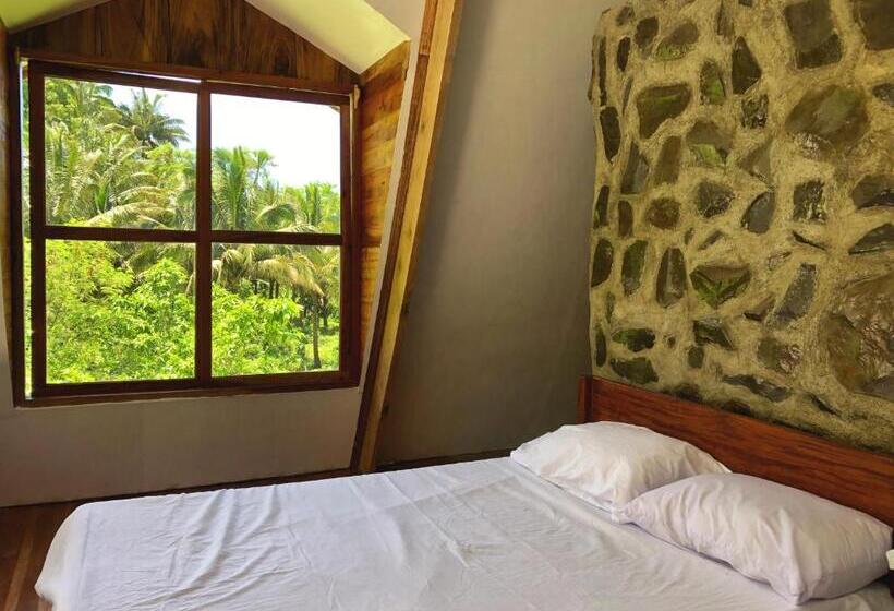 Номер Стандарт с Балконом, Camiguin Volcano Houses   A Frame House