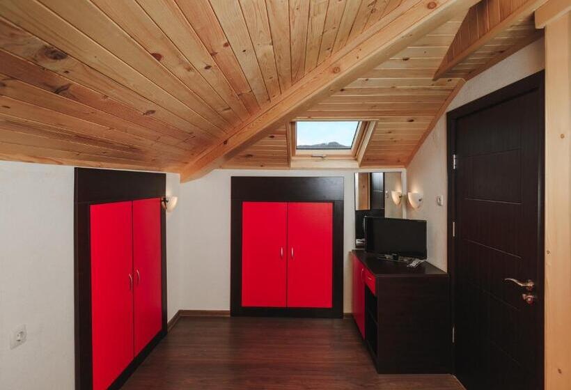 جناح غرفتين نوم, Zlatograd 2 Iosifova Guest House