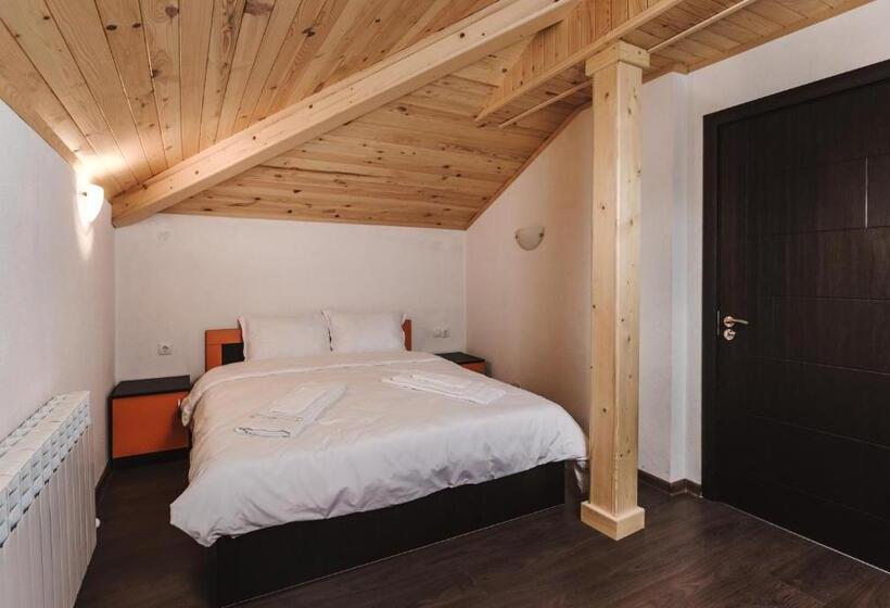 Люкс 2 Спальни, Zlatograd 2 Iosifova Guest House