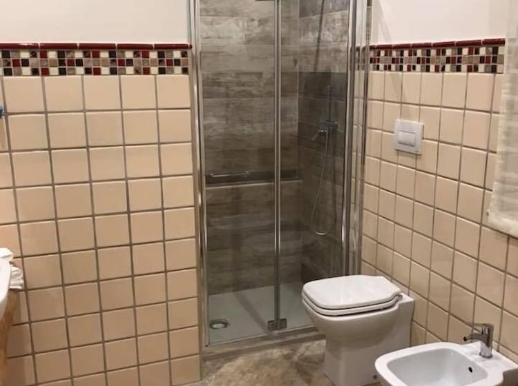 اتاق راحتی سه تخته, B&b Geolja