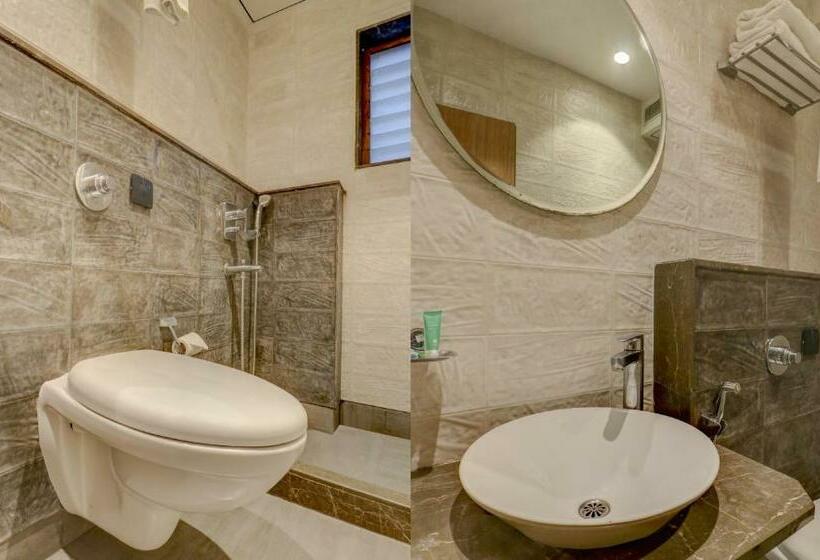 Номер Deluxe, Treebo Radhe Palace