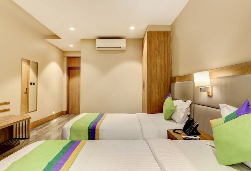 Номер Deluxe, Treebo Radhe Palace