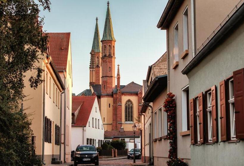 غرفة قياسية مطلّة علي البحيرة, Prinz Heinrich