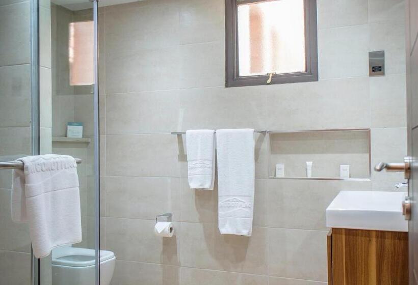 آپارتمان دلوکس 3 خوابه, Longonot Place Serviced Apartment Nairobi, City Centre Cbd