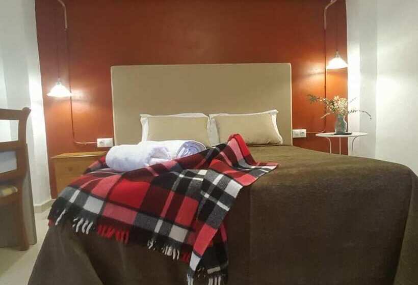 Четырехместный Номер Стандарт, Hostal Rural Ben Nassar