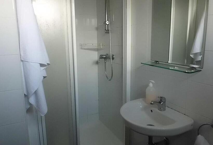 Номер Стандарт, Hostal Caracas