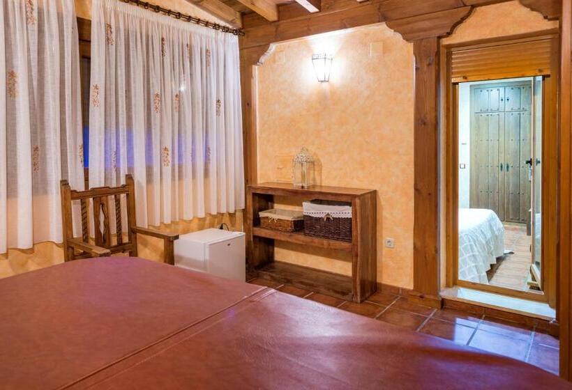 Номер Стандарт с Гидромассажем, Hostal Restaurante Rijujama