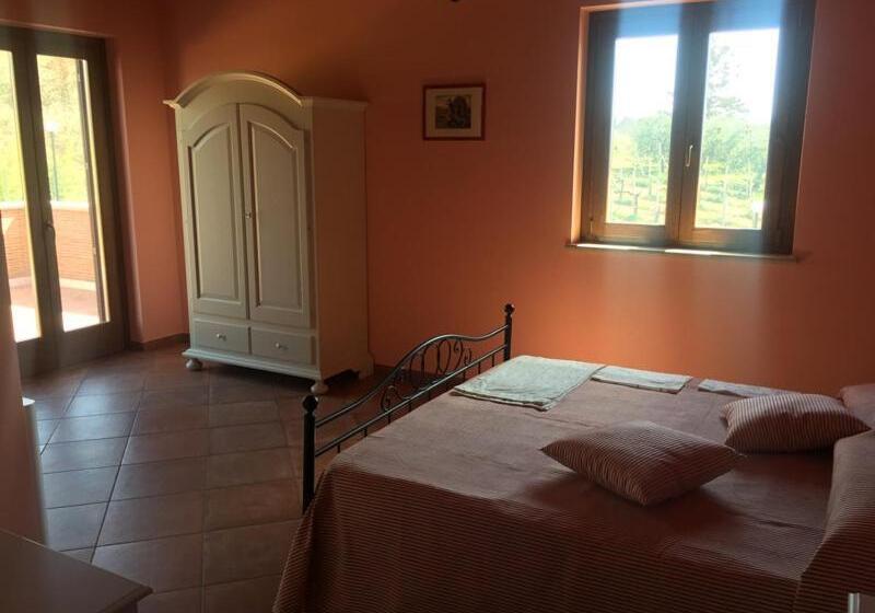 Номер Стандарт с Террасой, Agriturismo Ciociaro  Il Colle  Hotel Ristorante