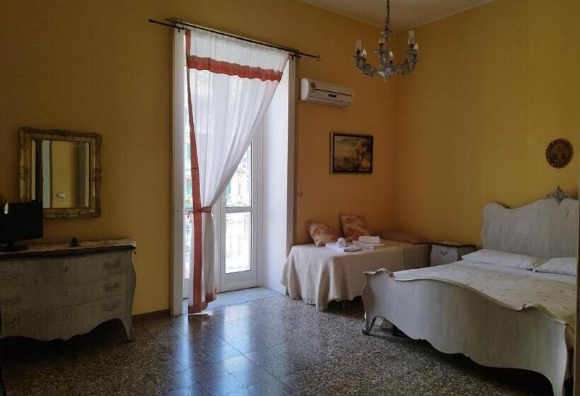 Standard room with outdoor bath, B&b Rosita