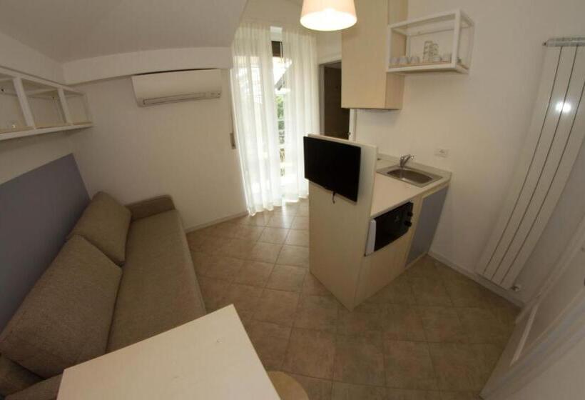 استودیوی استاندارد, Residence Villa Ombrosa