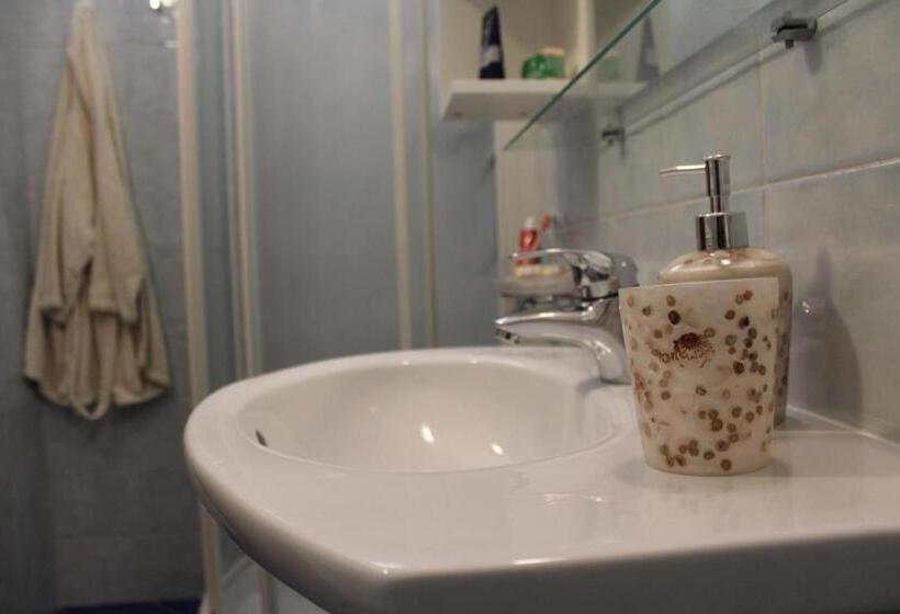 Apartamento 1 Dormitório, Residence Veliero