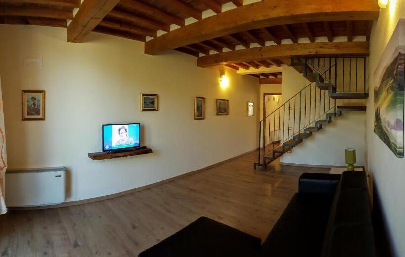 Апартаменты 2 Спальни с Террасой, Azienda Agrituristica Il Poggetto Delle Spighe