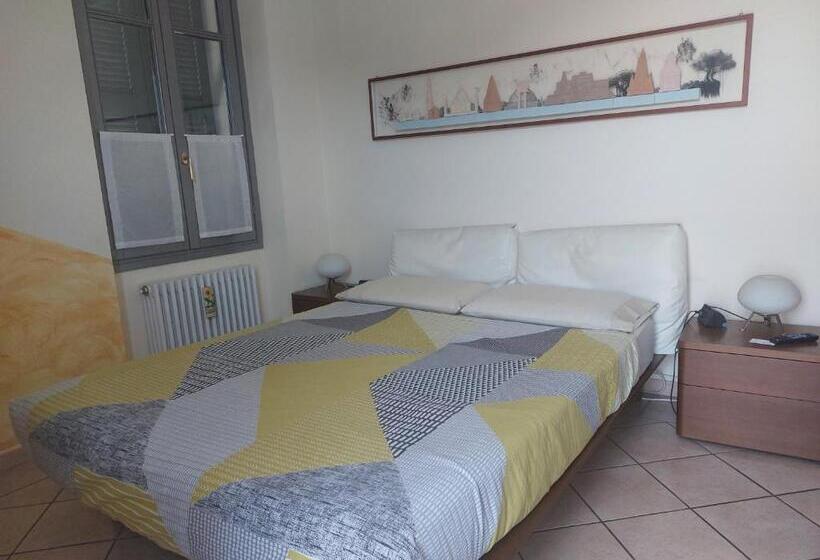 Номер Стандарт с Балконом, Foresteria Hostaria Del Golfo Cod Struttura C00025