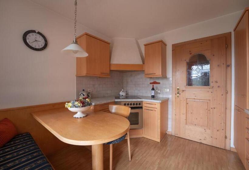 Апартаменты 2 Спальни, Residence Burghof